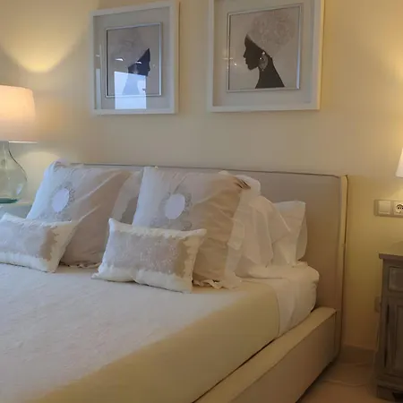 Luxurious Near The Apartman Estepona