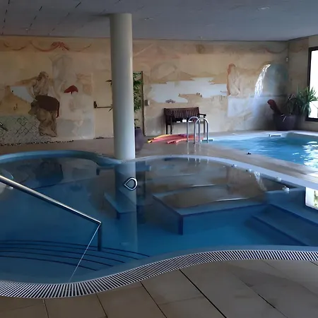 Apartman Luxurious Near The